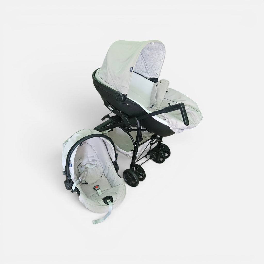 Carucior Chicco Trio Sprint configurată doar cu două piese