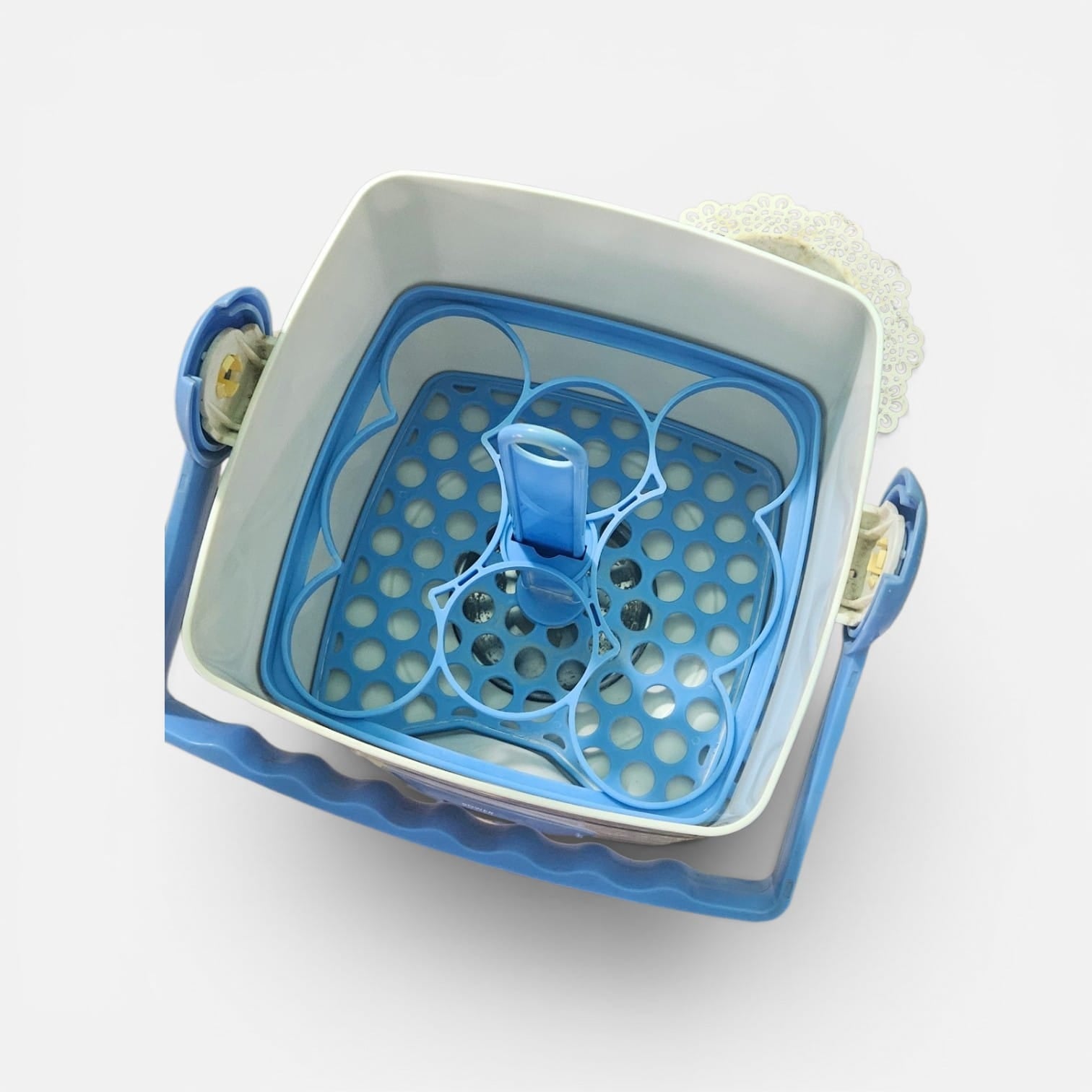 Sterilizator electric cu aburi Primii Pași (Model R0905) pentru 8 biberoane